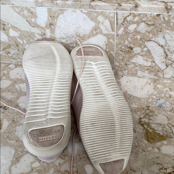 COLE HAAN pink sneakers! Excellent condition - Picture 4 of 5